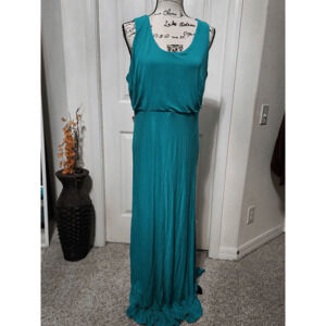 Teal Green Dana Buchman Maxi Dress Size M